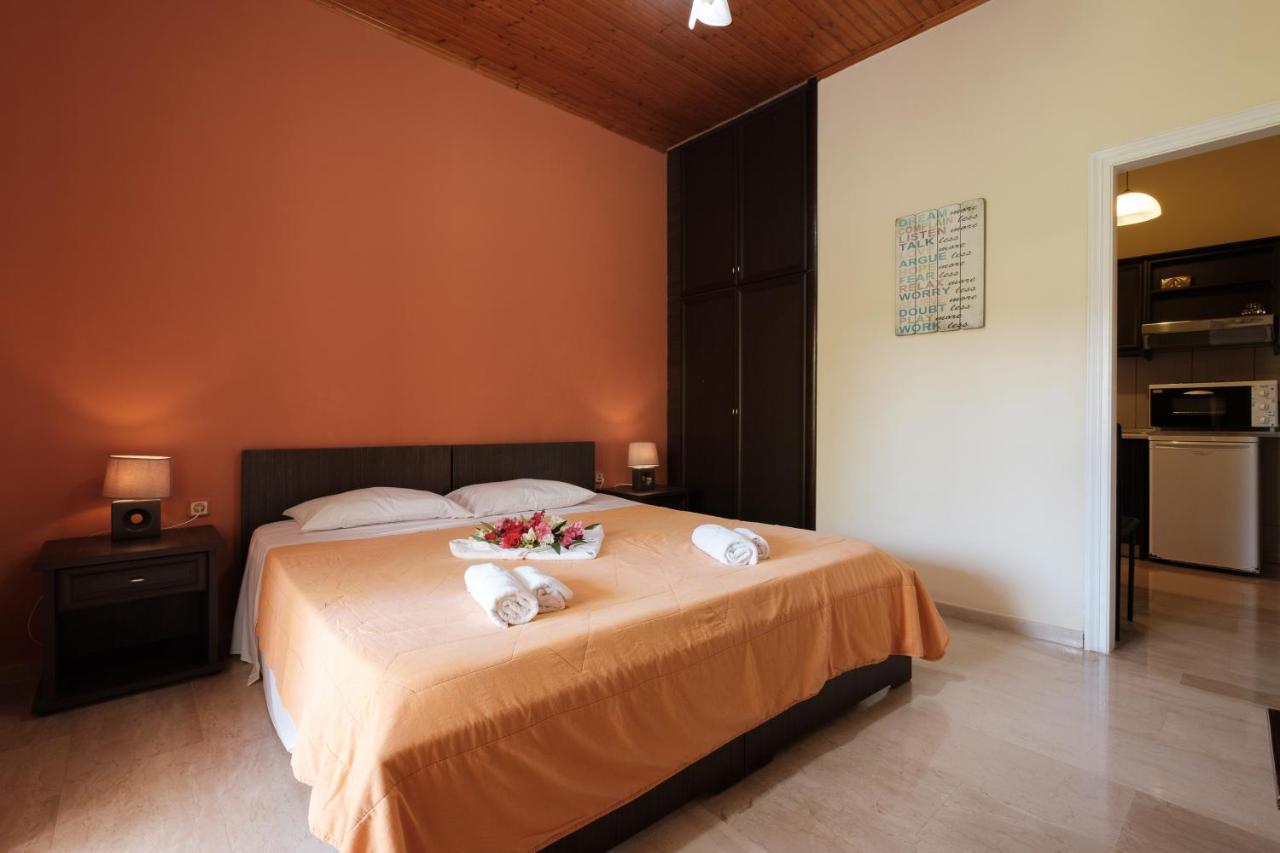 Erifili Apartments Sidari  Luaran gambar