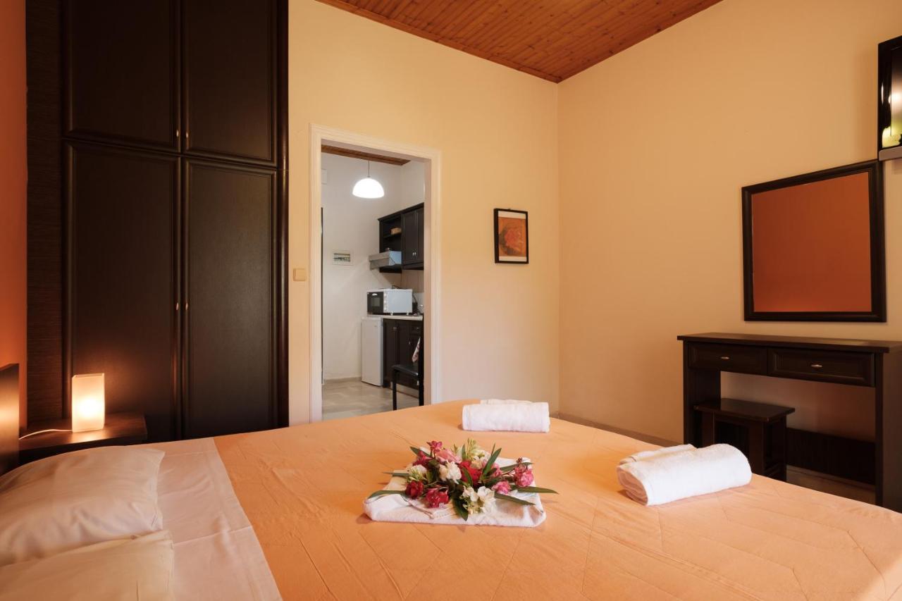 Erifili Apartments Sidari  Luaran gambar