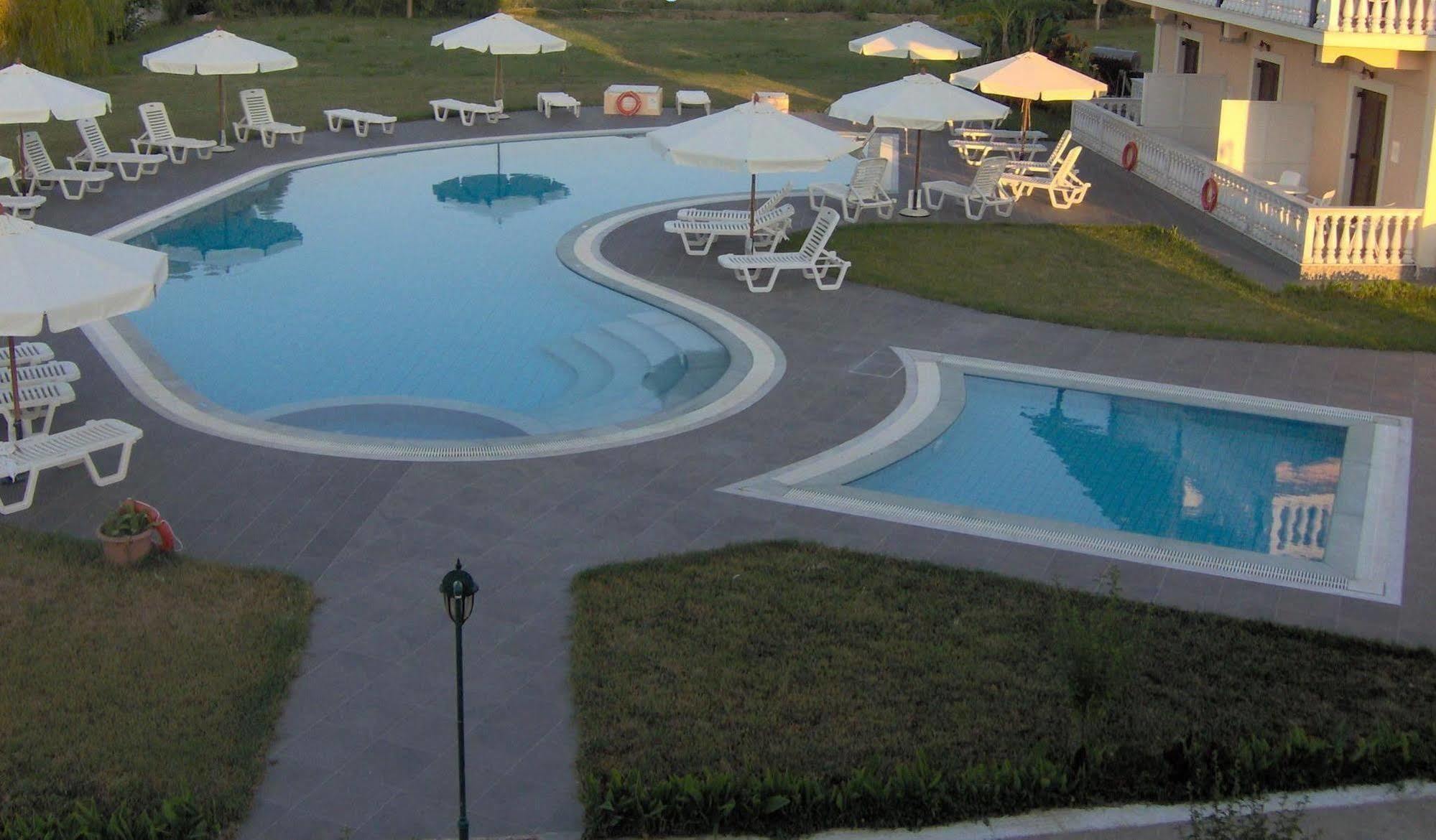Erifili Apartments Sidari  Luaran gambar